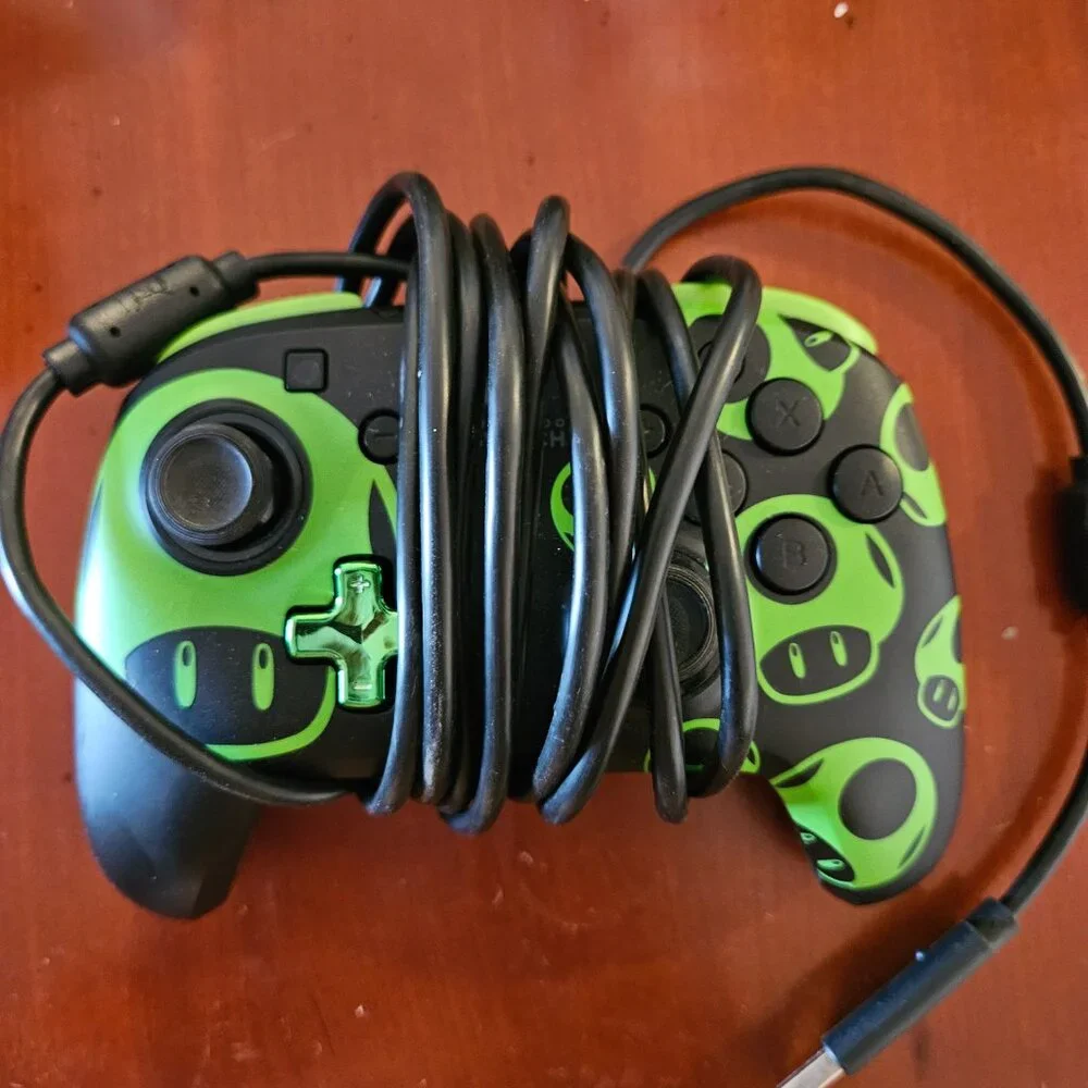 Nintendo Switch I-UP Glow In the Dark Rematch Controller. -- ITEM #1947